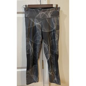 Reebok Speedwick Capri Leggings Women's Size S Stretch‎ Workout